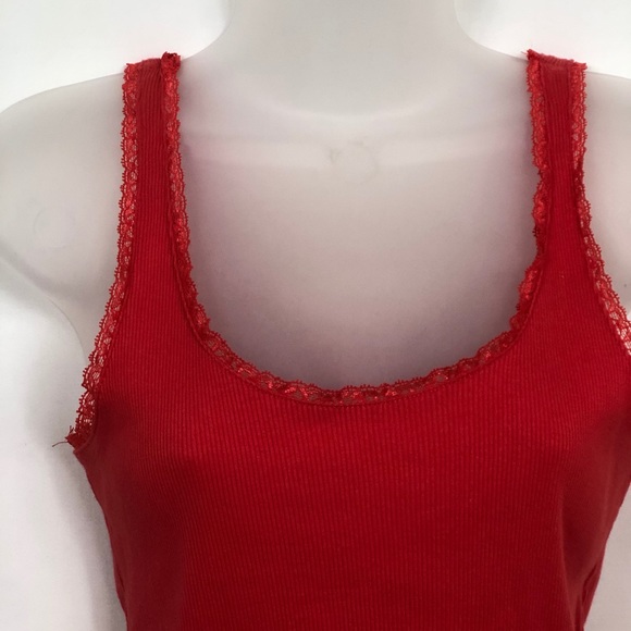 Charlotte Russe Basic Ribbed Crop Tank - Picture 2 of 9